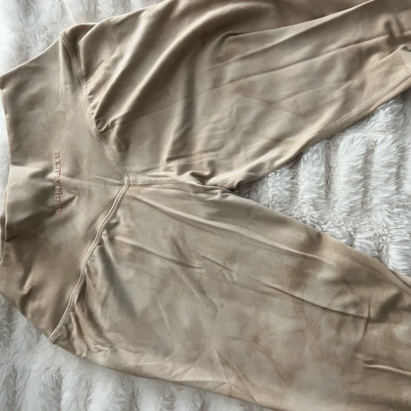Alphalete leggings, worn once like new !! - Picture 1 of 2